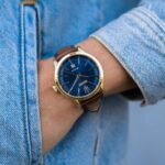 r8851118001-maserati-watch-men-blue-dial-leather-brown-strap-quartz-battery-analog-three-hand-wr-10-atm-epoca