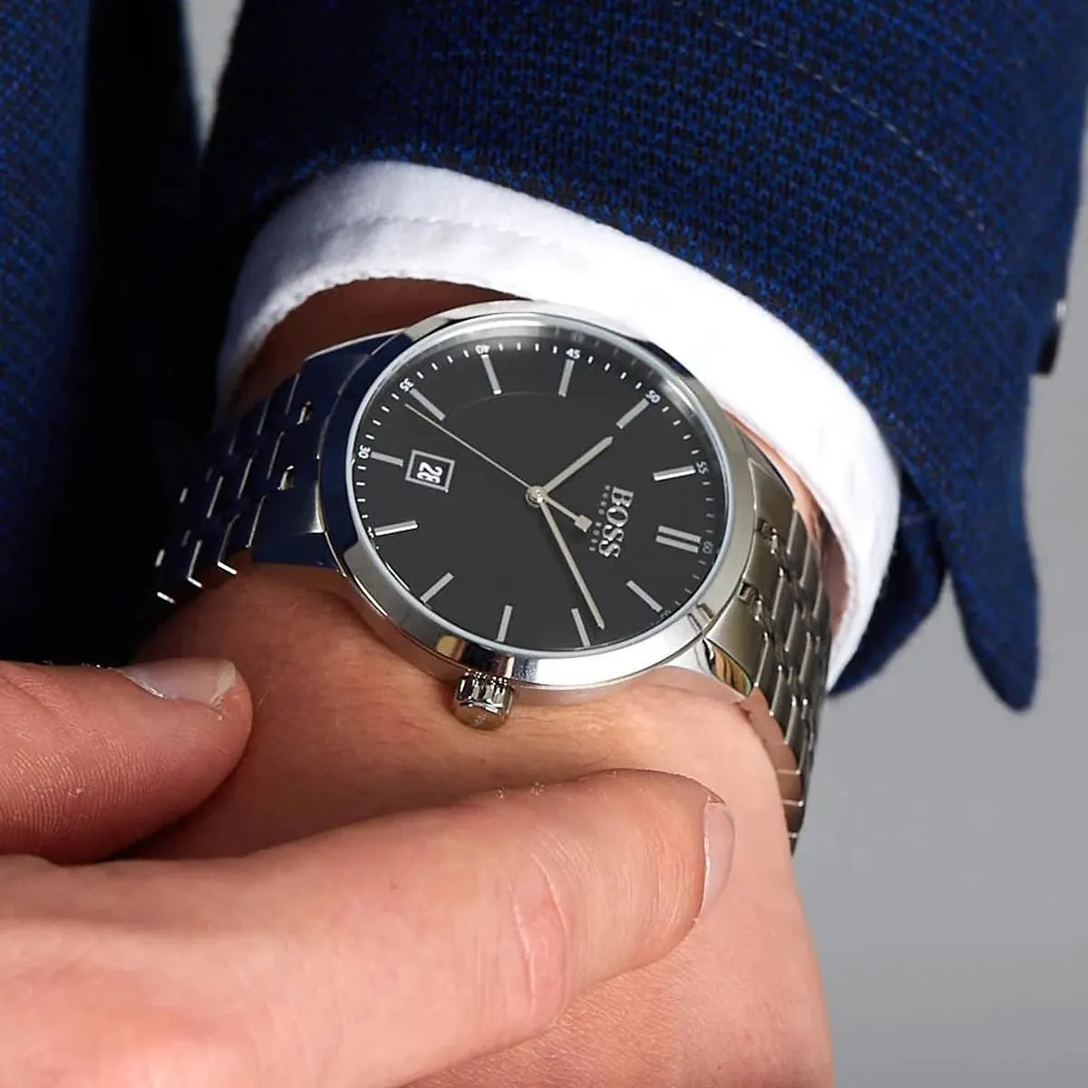 1513614-hugo-boss-watch-men-black-dial-metal-stainless-silver-strap-quartz-battery-analog-three-hand-officer_4