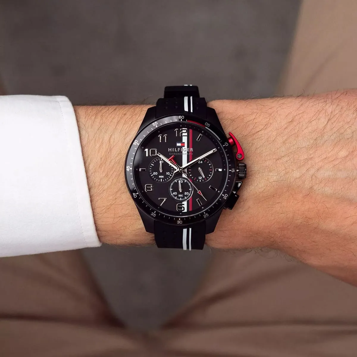 1792168-tommy-hilfiger-watch-chronograph-men-black-dial-rubber-strap-quartz-analog-bank_10