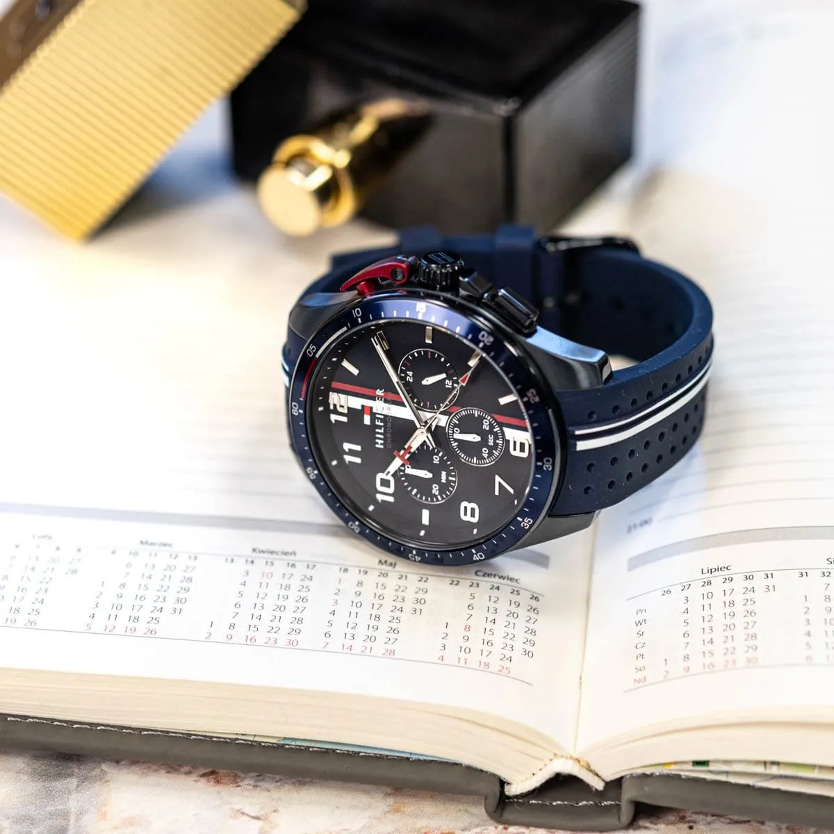 1792169-tommy-hilfiger-watch-chronograph-men-blue-dial-rubber-strap-quartz-analog-bank_5