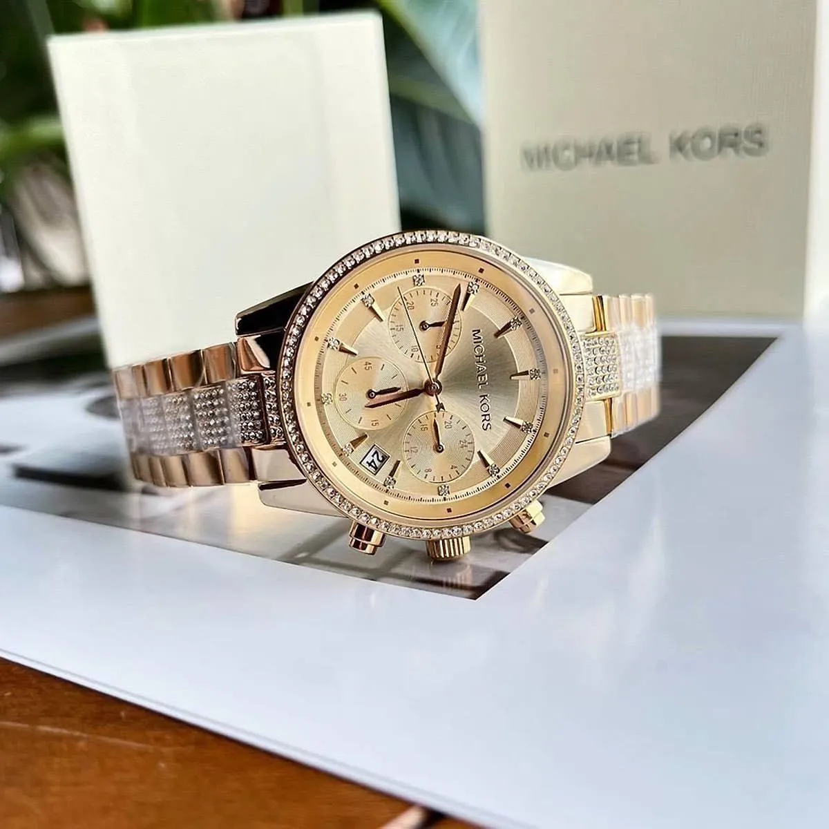 mk6484-michael-kors-watch-women-crystals-gold-dial-metal-stainless-steel-golden-strap-quartz-battery-analog-chronograph-ritz_9
